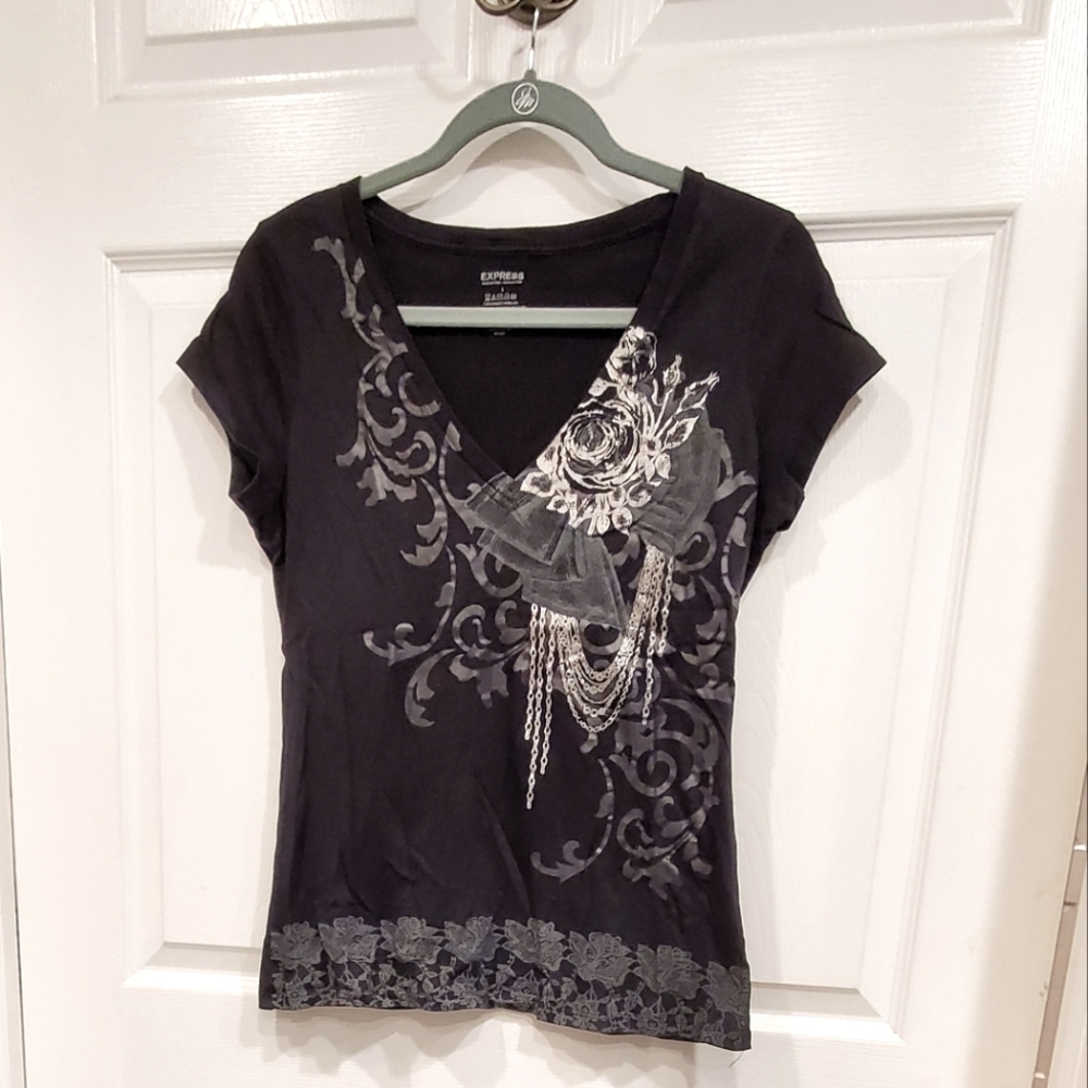 Express Large women's black tee